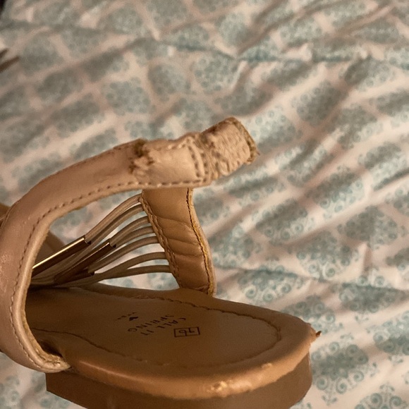 Sandles - Picture 4 of 4